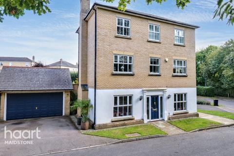 3 Collinge Close, East Malling, West Malling, ME19 6QS