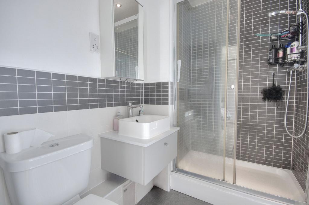 En-Suite (E)