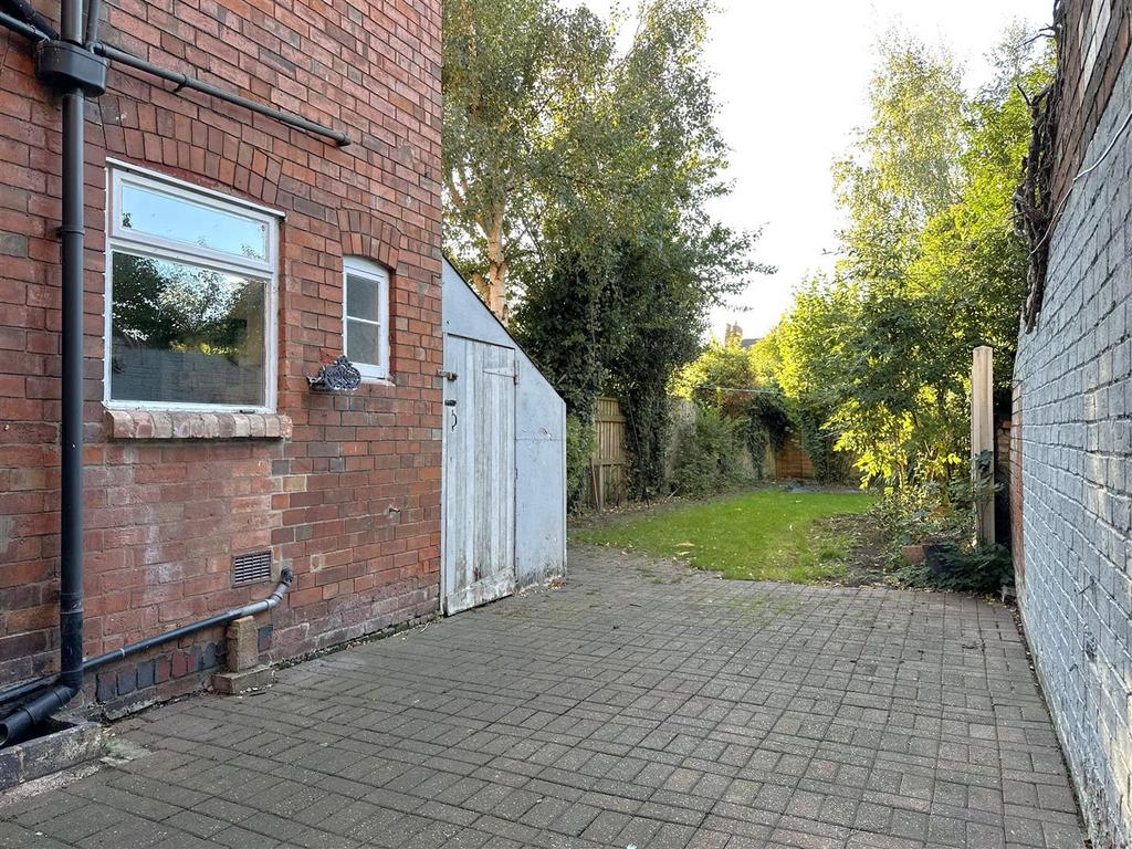 Rear Garden 373