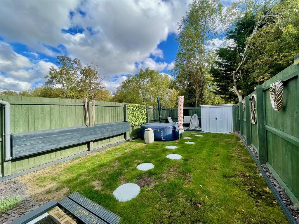 Garden 4.jpg