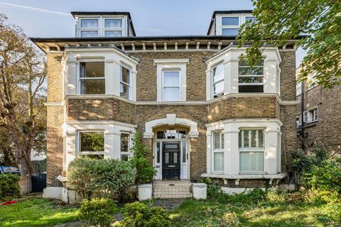 2 bedroom flat for sale, Uxbridge Road, Shepherd's Bush, London, W12