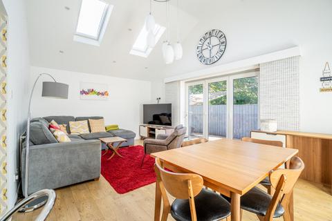 4 bedroom detached bungalow for sale, Undercroft, Dunnington, York