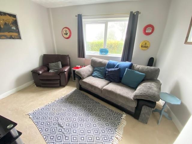Sitting Room / Bedroom