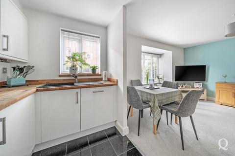 1 bedroom apartment for sale, Peony Crescent, Sittingbourne, ME10