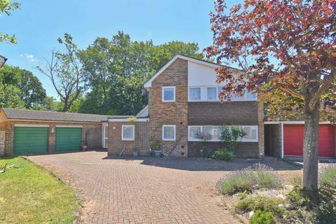 4 bedroom detached house for sale, Long Lodge Drive, Walton-on-Thames, KT12