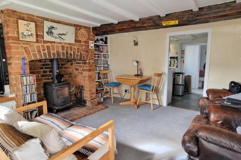 2 bedroom cottage for sale, Main Street, Twyford, Buckingham