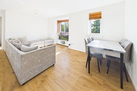 2 bedroom apartment to rent, Varsity Drive, Twickenham