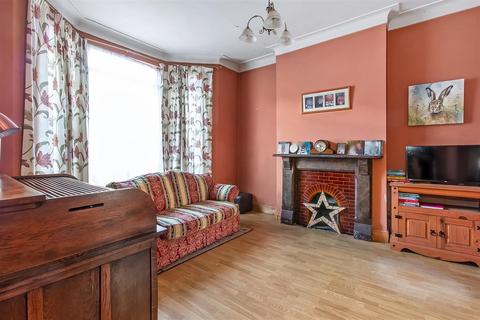 undefined, Brighton Road, South Croydon CR2
