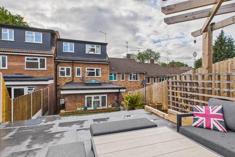 3 bedroom terraced house for sale, Turners Hill, Hemel Hempstead, HP2