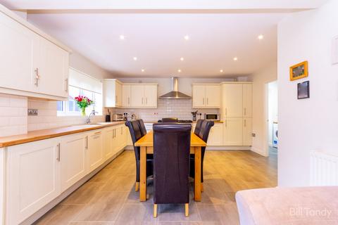 undefined, Ashmole Avenue, Burntwood, WS7
