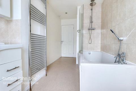 2 bedroom terraced house for sale, Adams Street, Newcastle