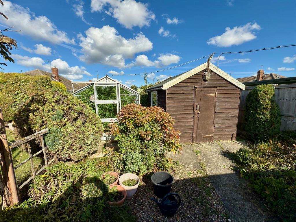 GARDEN.jpg
