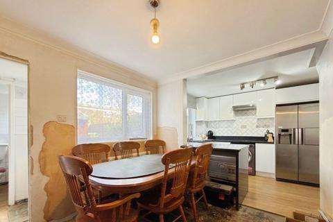 undefined, Wordsworth Close, Basingstoke, Hampshire