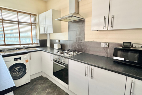 4 bedroom end of terrace house for sale, Claude Street, Dunkirk, NG7 2LA