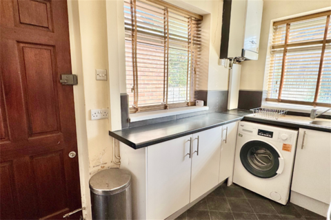 4 bedroom end of terrace house for sale, Claude Street, Dunkirk, NG7 2LA