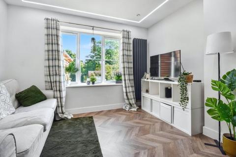 1 bedroom apartment for sale, Eggars Hill, Aldershot, Hampshire, GU11