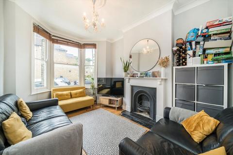 3 bedroom terraced house for sale, Graveney Road, London SW17