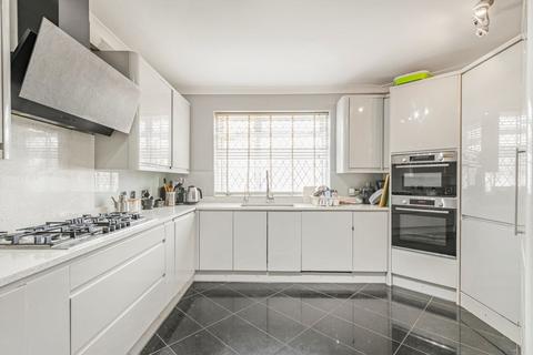 undefined, Ferrymead Gardens, Greenford UB6