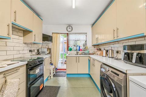 3 bedroom terraced house for sale, Claverdale Road, London SW2