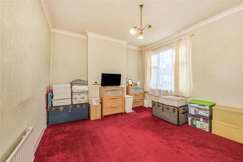 3 bedroom terraced house for sale, Claverdale Road, London SW2