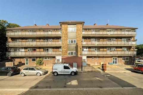 Middle Park Avenue, London SE9