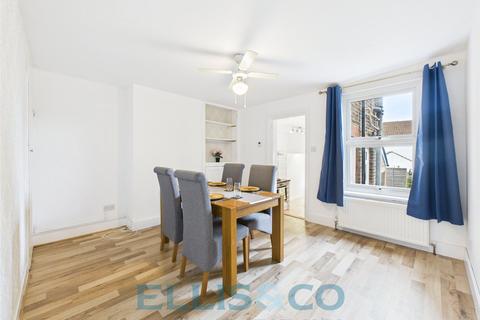 2 bedroom house for sale, Pembury Grove, Tonbridge, Kent, TN9