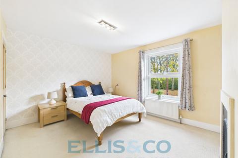 2 bedroom house for sale, Pembury Grove, Tonbridge, Kent, TN9