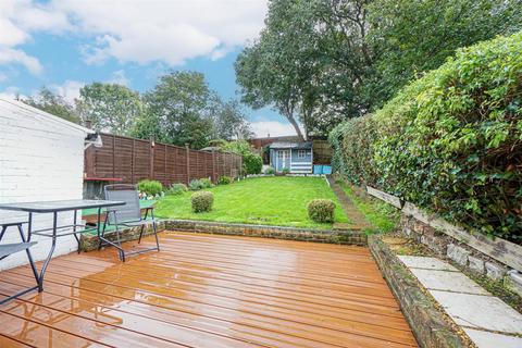 2 bedroom semi-detached house for sale, Fairlight Road, Hastings