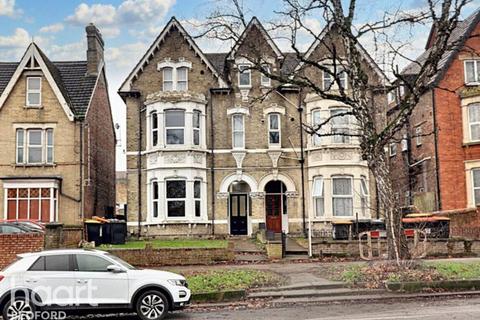 Clapham Road, Bedford