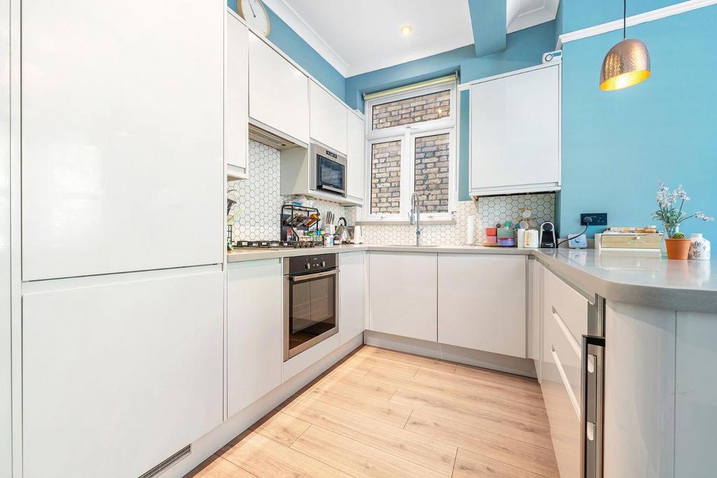 Kitchen.1.JPG