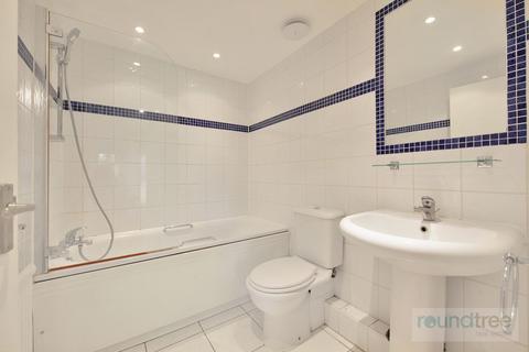 2 bedroom flat for sale, Downhurst Court, Parson Street NW4