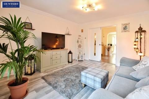 3 bedroom detached house for sale, Ellison Avenue, Scunthorpe