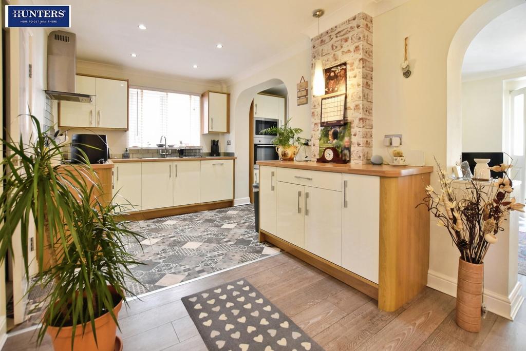 Kitchen / Diner
