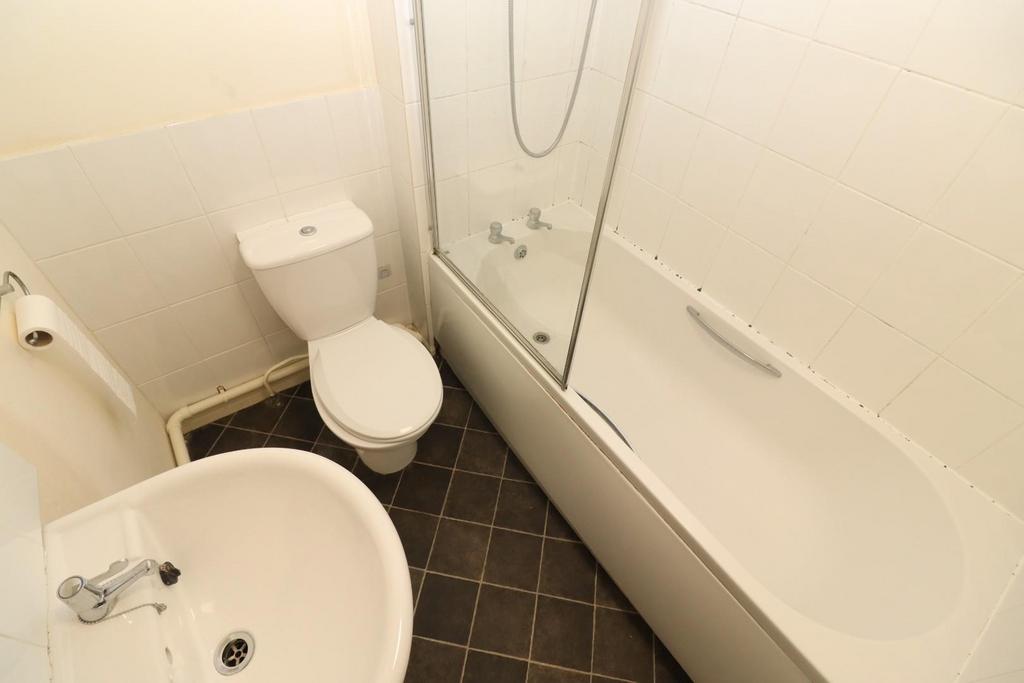Bathroom / WC