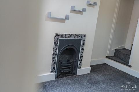 28 Riland Grove, Sutton Coldfield, B75 7AW