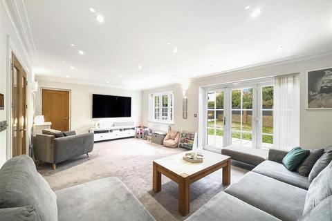 undefined, Briarfield Close, Bexleyheath DA7