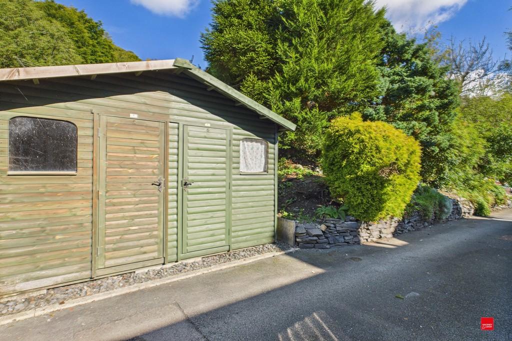 Shed