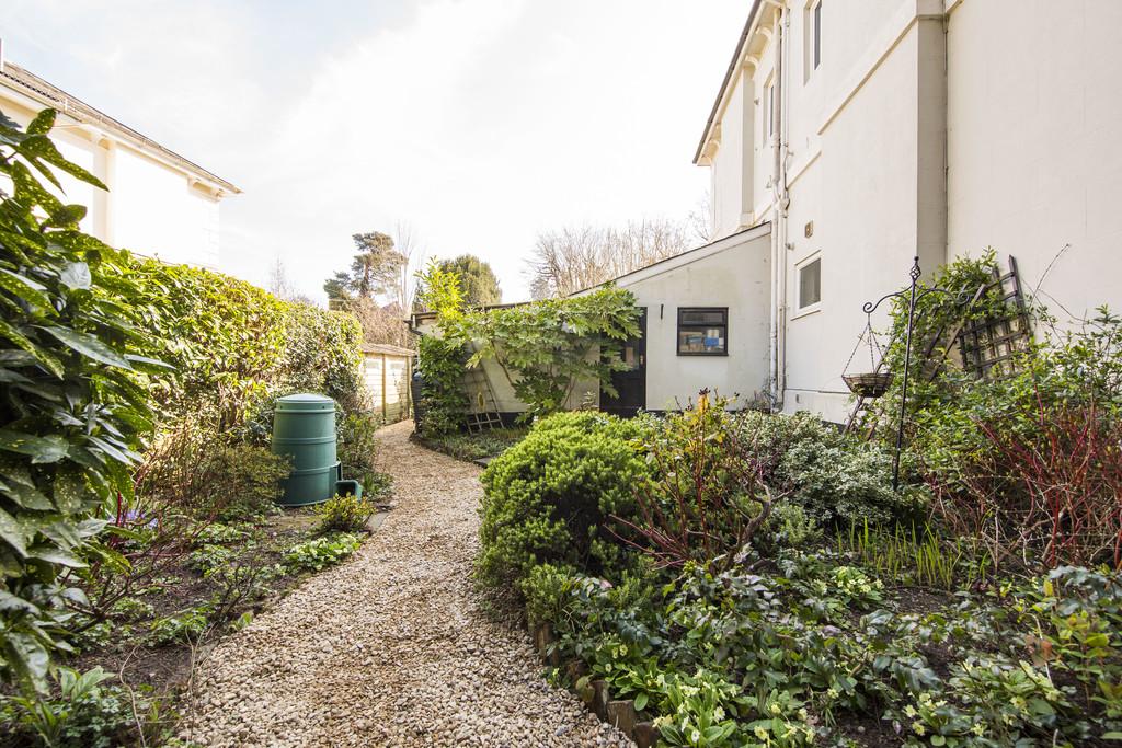 Garden 3