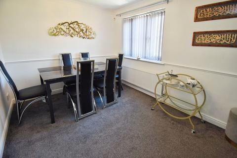 23 Burnsdale, Allerton, Bradford, BD15 9DA