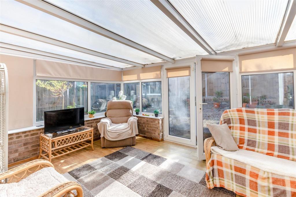 8664420-interior07.jpg