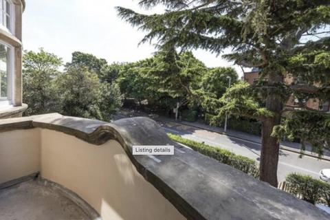 1 bedroom apartment for sale, Coombe Road, Kingston Upon Thames KT2