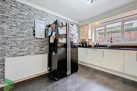 61 Chapter Road, Darwen, BB3 3PU