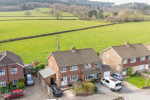 Warwick Close, Holmwood