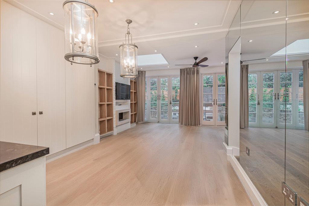 13 St Lukes St Din A