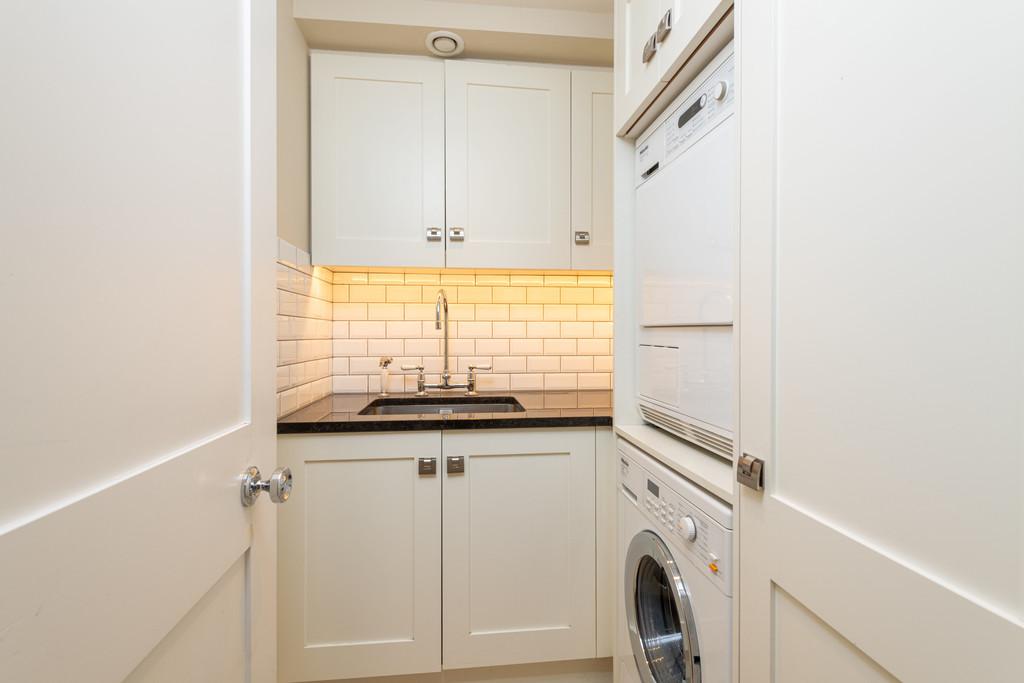 13 St Lukes St Utility