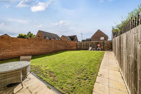 4 bedroom detached house for sale, Gordon Place, West End, Woking GU24