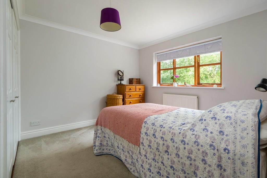 SV16 Samuel Vince Road-39