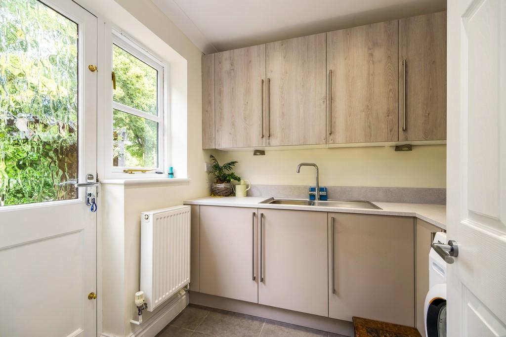 SV16 Samuel Vince Road-18