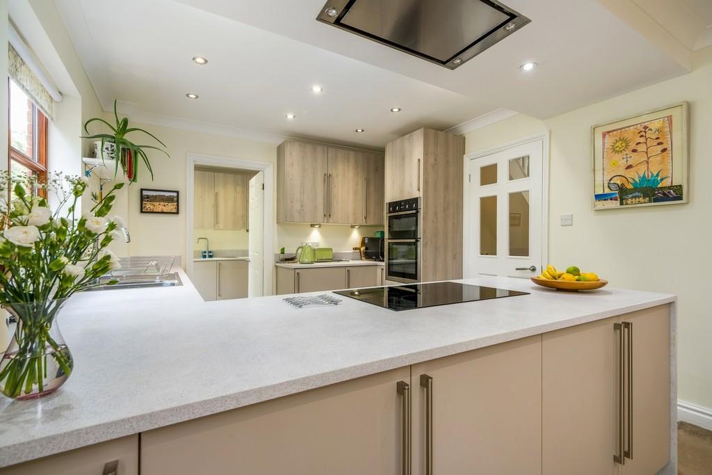 SV16 Samuel Vince Road-12