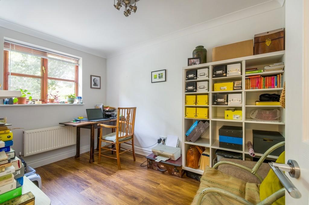 SV16 Samuel Vince Road-27